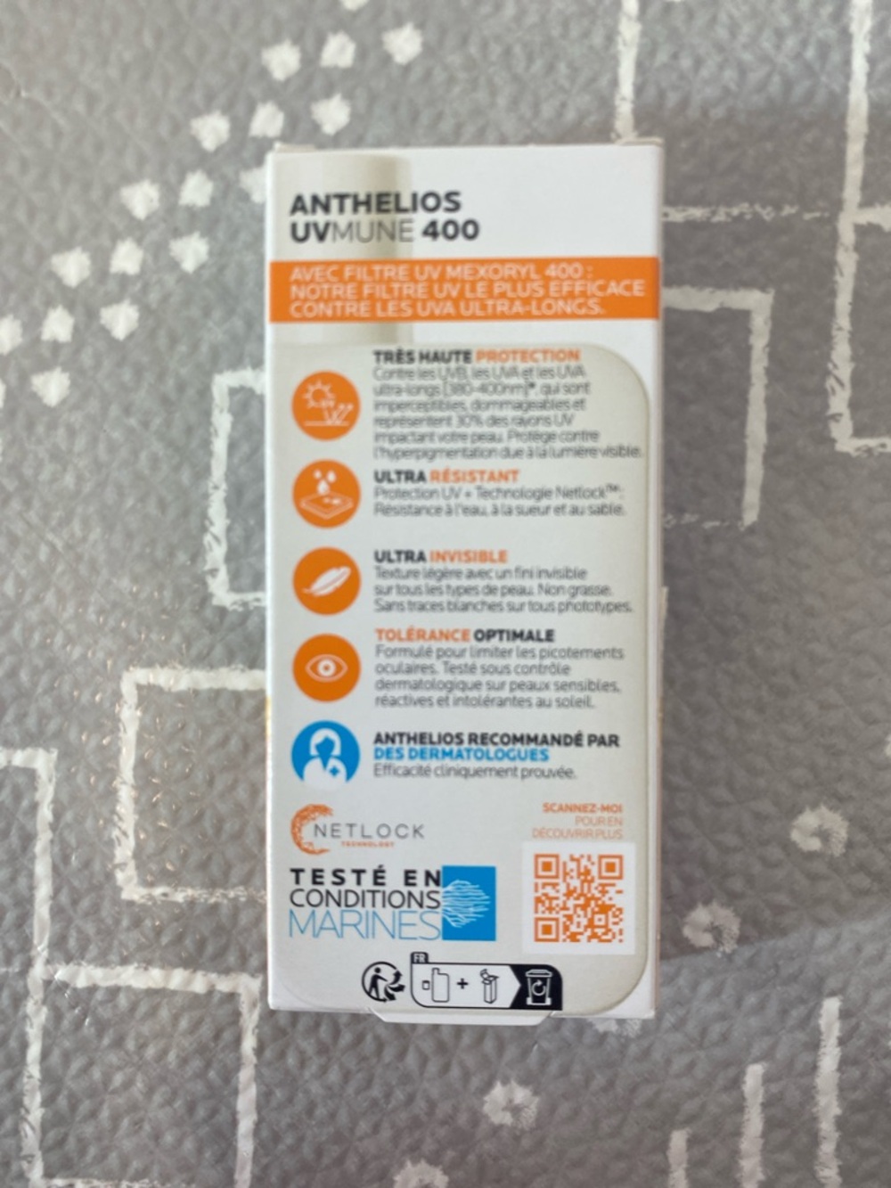 French Sunscreen La Roche Posay Anthelios UVmune 400 SPF50+ 50ml - Picture 2 of 3